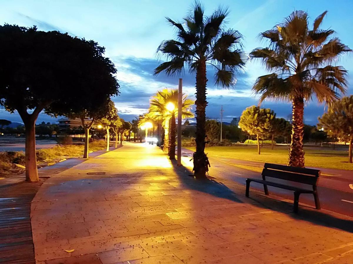 Cozzy Flat In A Quiet And Nice Area / Acogedor Apartamento En Zona Tranquila Y Agradable Daire Cambrils Dış mekan fotoğraf